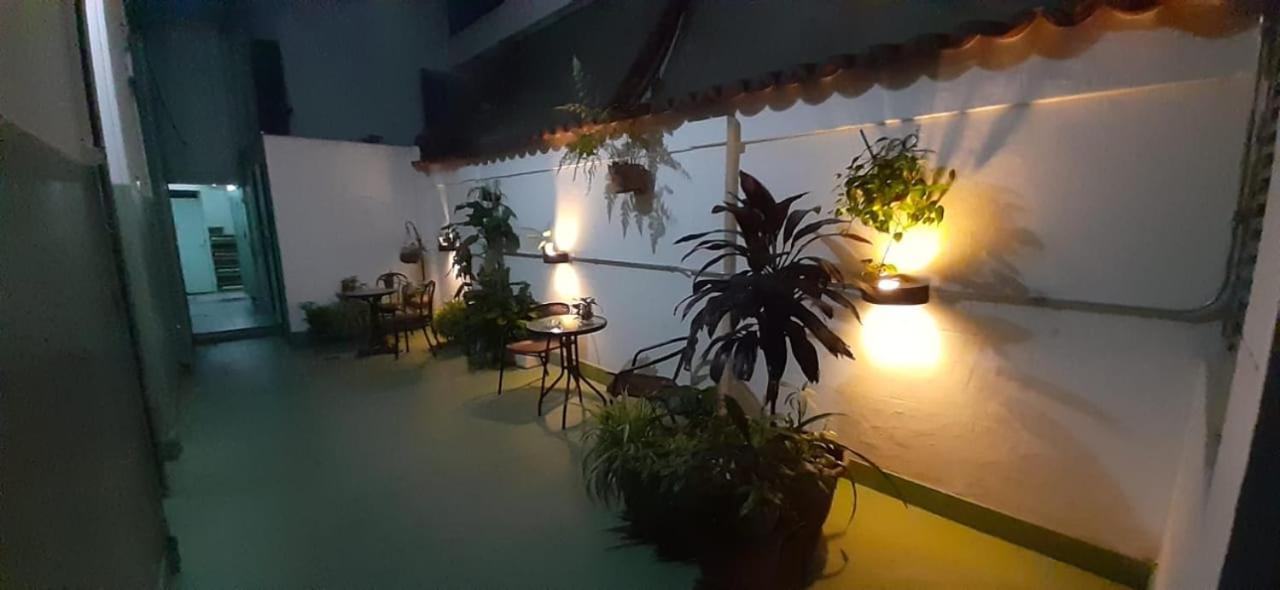 Hotel El Pibe ブエノスアイレス エクステリア 写真