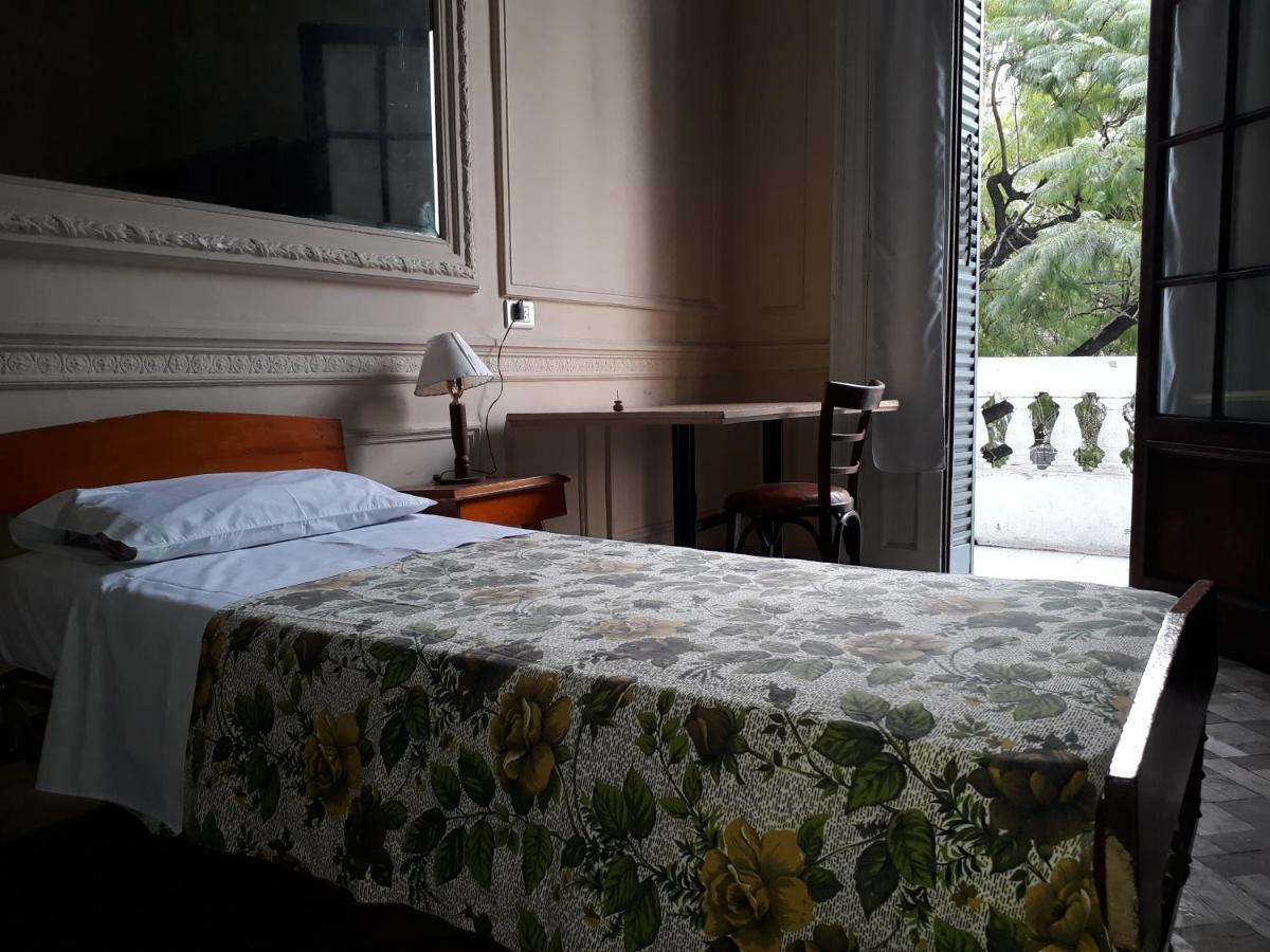 Hotel El Pibe ブエノスアイレス エクステリア 写真