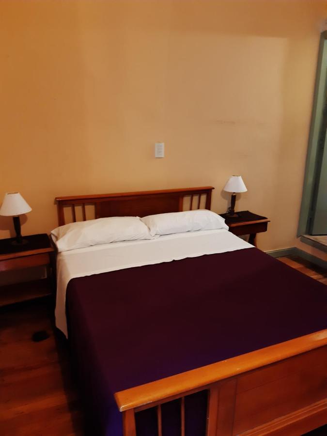 Hotel El Pibe ブエノスアイレス エクステリア 写真