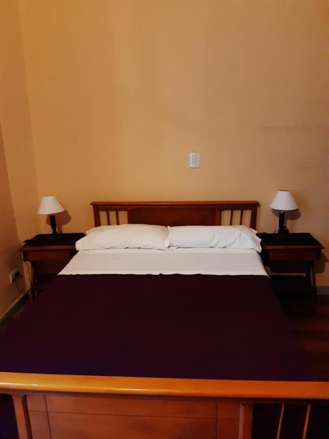 Hotel El Pibe ブエノスアイレス エクステリア 写真